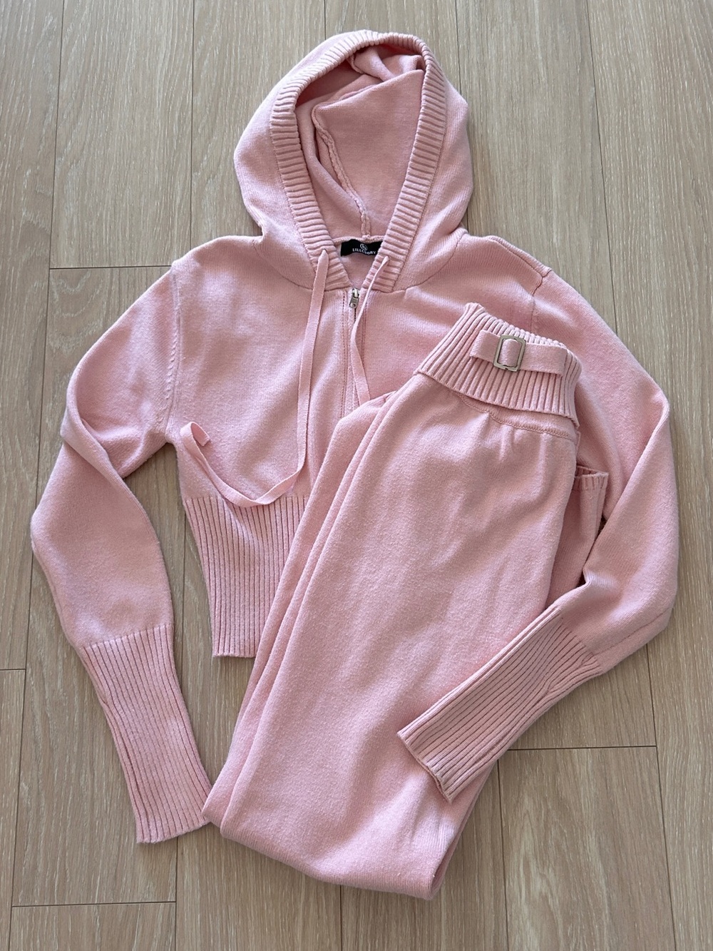 Pink cloud knit set in size small